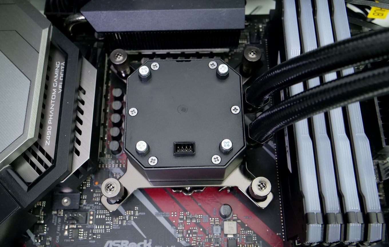 Corsair iCUE H170i Elite LCD
