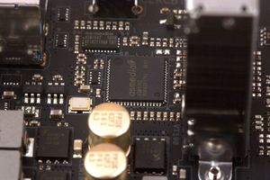 USB 3.1 Gen2 wird durch den ASMedia ASM1142 ermöglicht.