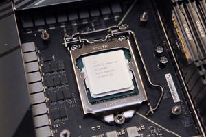 Intel Core i9-10850K