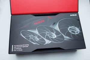 AMD Radeon RX 6800 XT