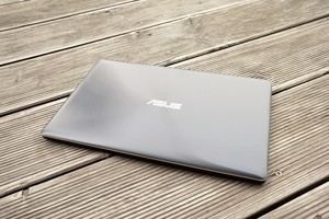 ASUS ZenBook 3
