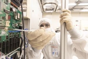 Экскурсия на Intel Fab 28