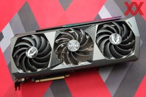 ZOTAC GAMING GeForce RTX 3090 Ti AMP Extreme Holo