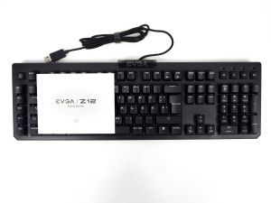 EVGA Z12 - Spritzwassergeschützte Einsteigertastatur fürs Gaming