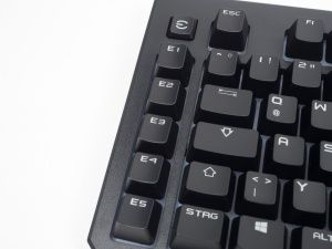 EVGA Z12 - Spritzwassergeschützte Einsteigertastatur fürs Gaming