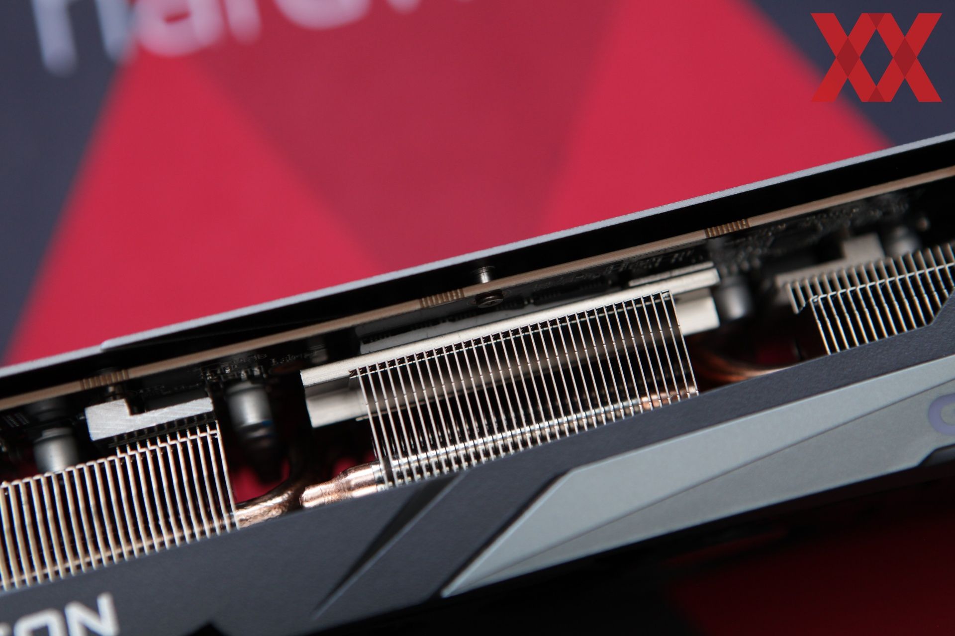 Radeon rx 6750 xt gaming oc. RX 6750 XT. Gigabyte RX 6750 XT. RX 6750xt разъемы. Gigabyte Radeon RX 6650 XT.
