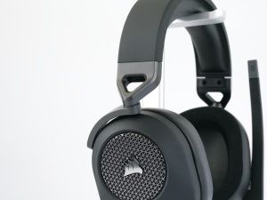 Corsair HS65 Surround