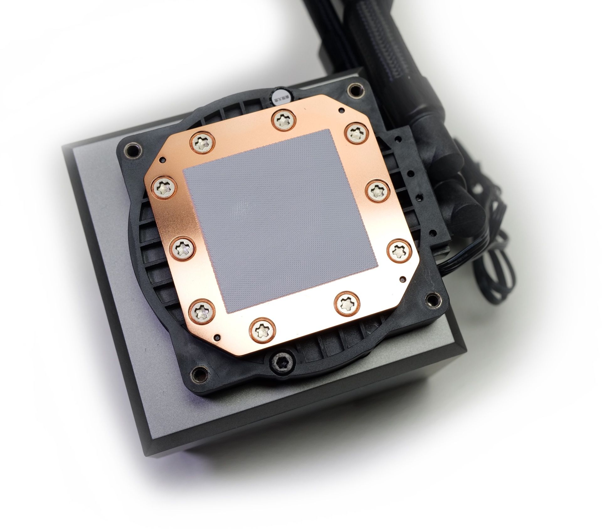 Система жидкостного охлаждения lt720. Deepcool lt720. Deepcool lt720 White. Deepcool lt720 водянка. Deepcool lt720 ARGB PWM.