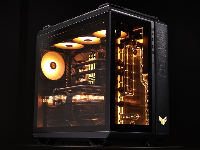ASUS TUF Gaming GT502 панорамный корпус с двумя сегментами