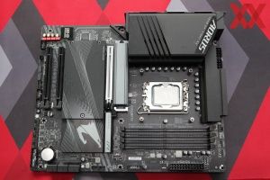 Gigabyte Z790 AORUS Elite AX