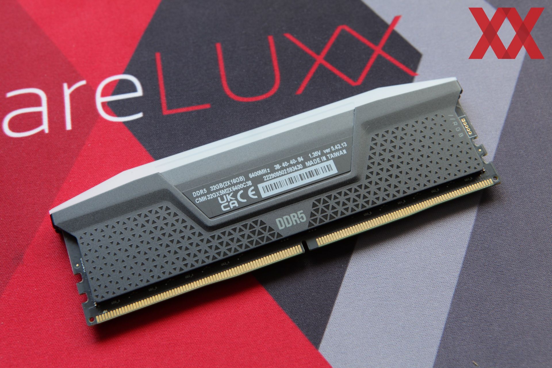 mem22-corsair-vengeance-rgb-ddr5-6400-02_1920px.jpg