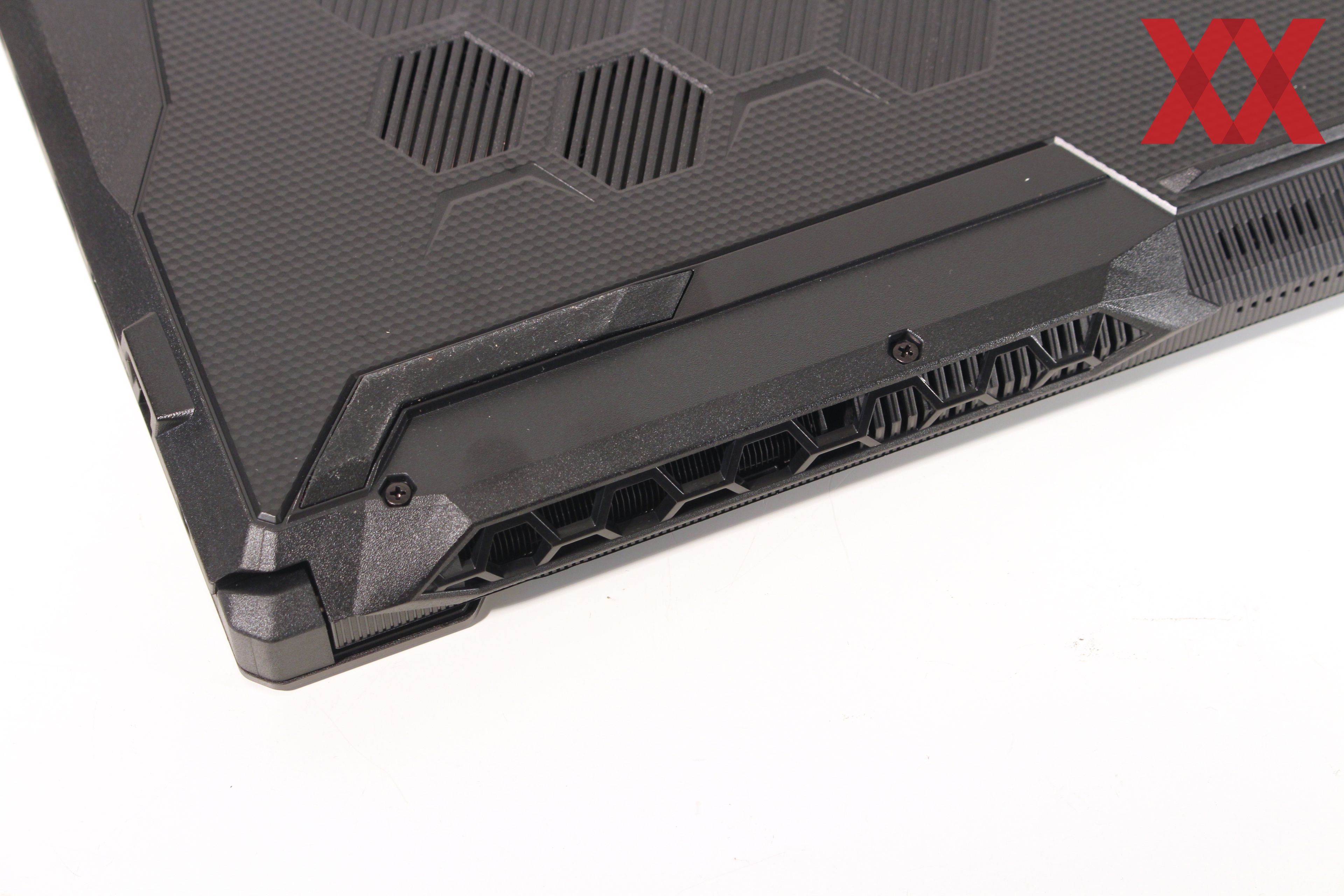 ASUS TUF Gaming F17 FX706HM: Ein solider Einstiegsgamer im Test ...