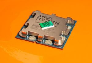 AMD Zen-4-CCD (Quelle: FritzchensFritz)