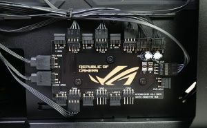 ASUS ROG Hyperion GR701