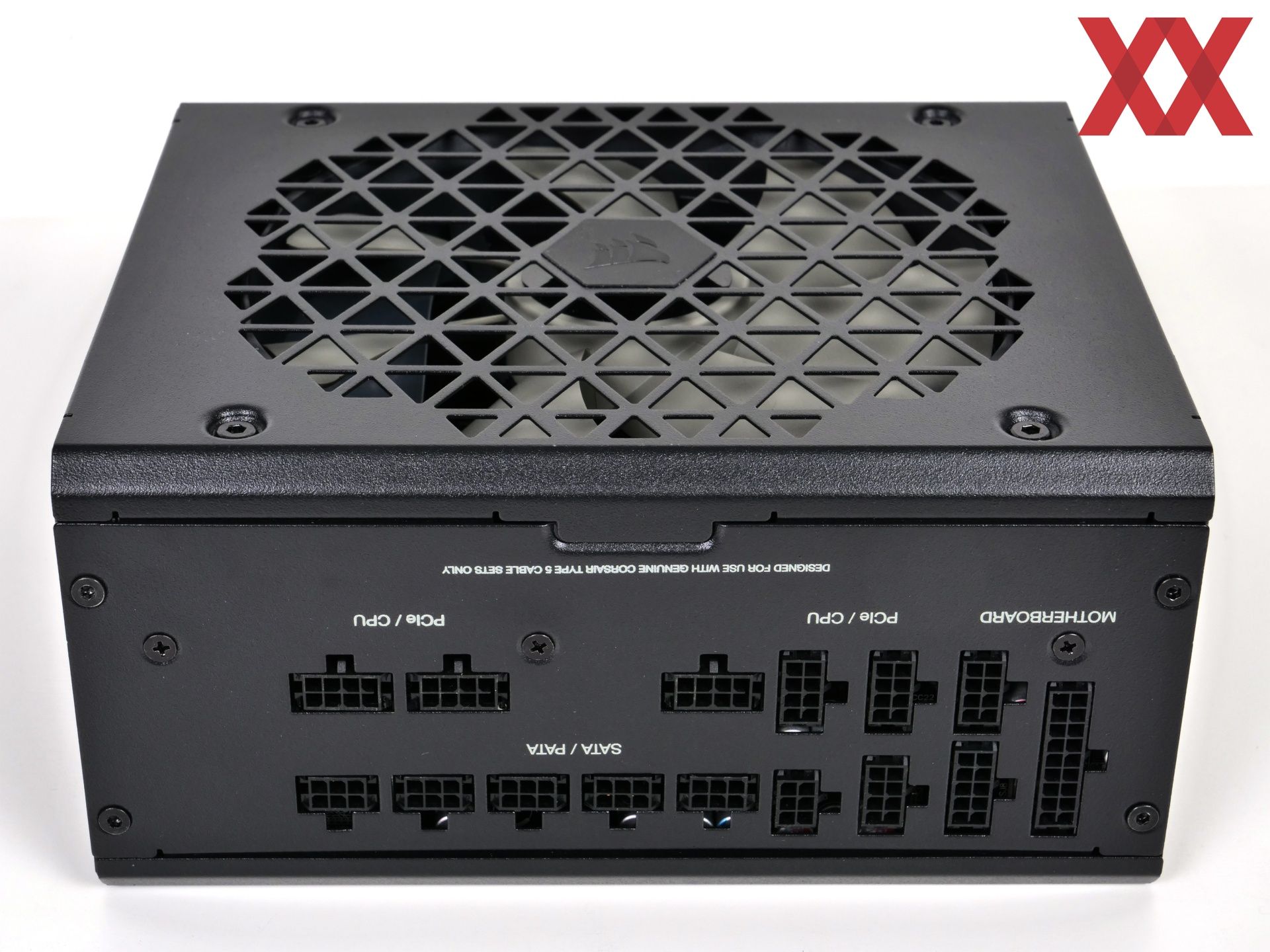 Тест и обзор: Corsair RM1000x SHIFT – первый блок питания ATX с боковым ...