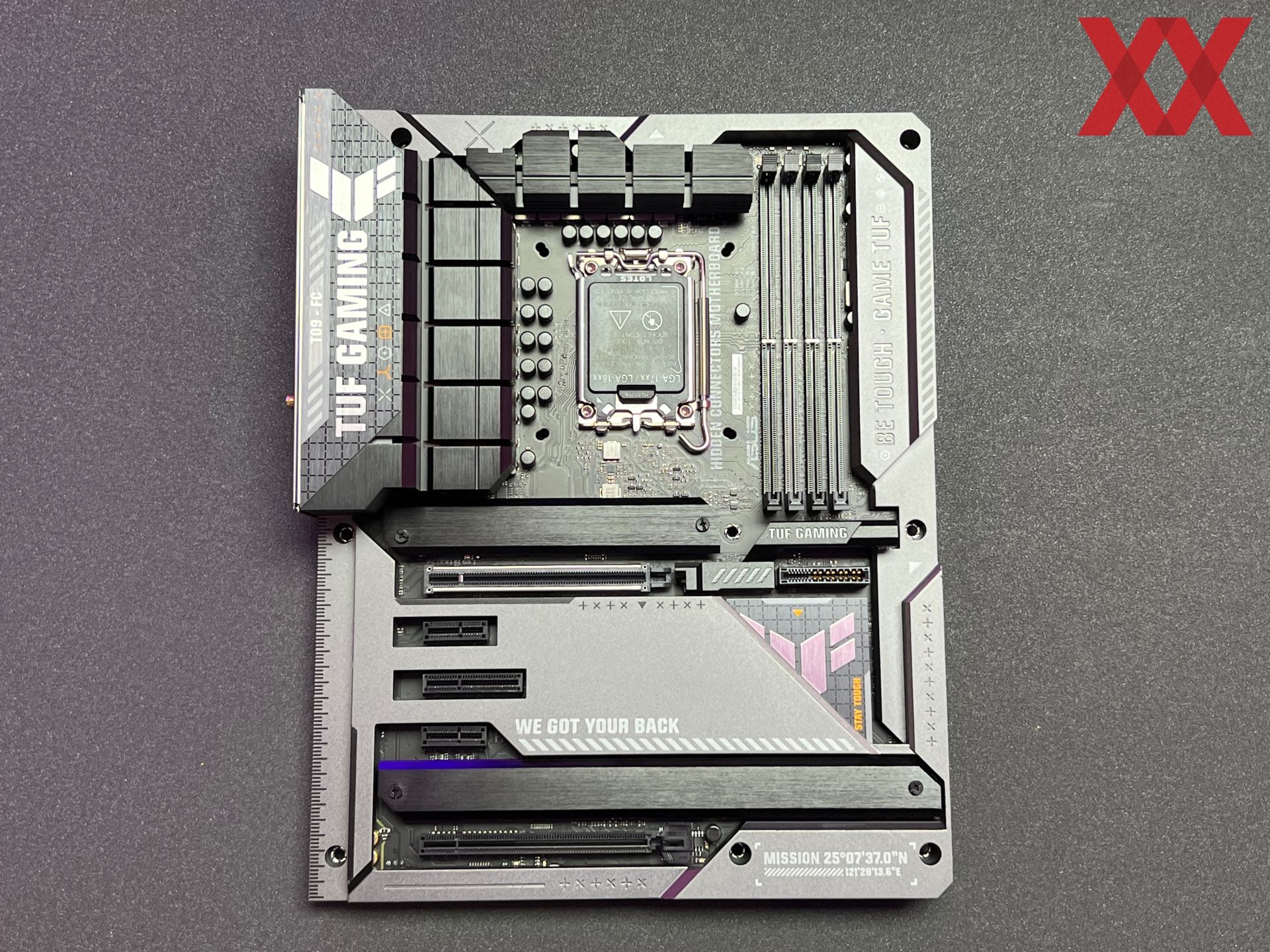 ASUS Hidden Connector Concept