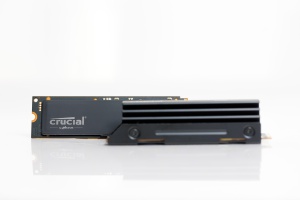 Crucial T700