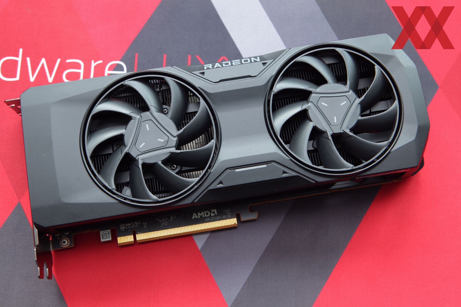 Radeon rx 7700 xt challenger oc. Radeon RX 7800. Видеокарта Radeon 7700 XT. Видеокарта Radeon 7800 XT. AMD rx7700xt