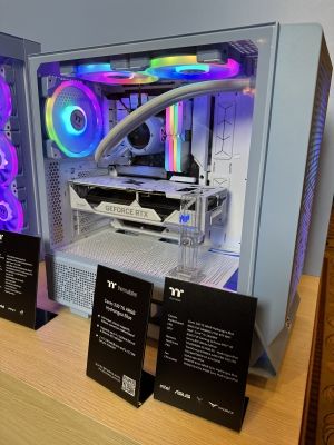 Thermaltake 25th Anniversary Hydrangea Blue Collection