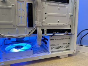 Thermaltake Ceres 330 TG ARGB