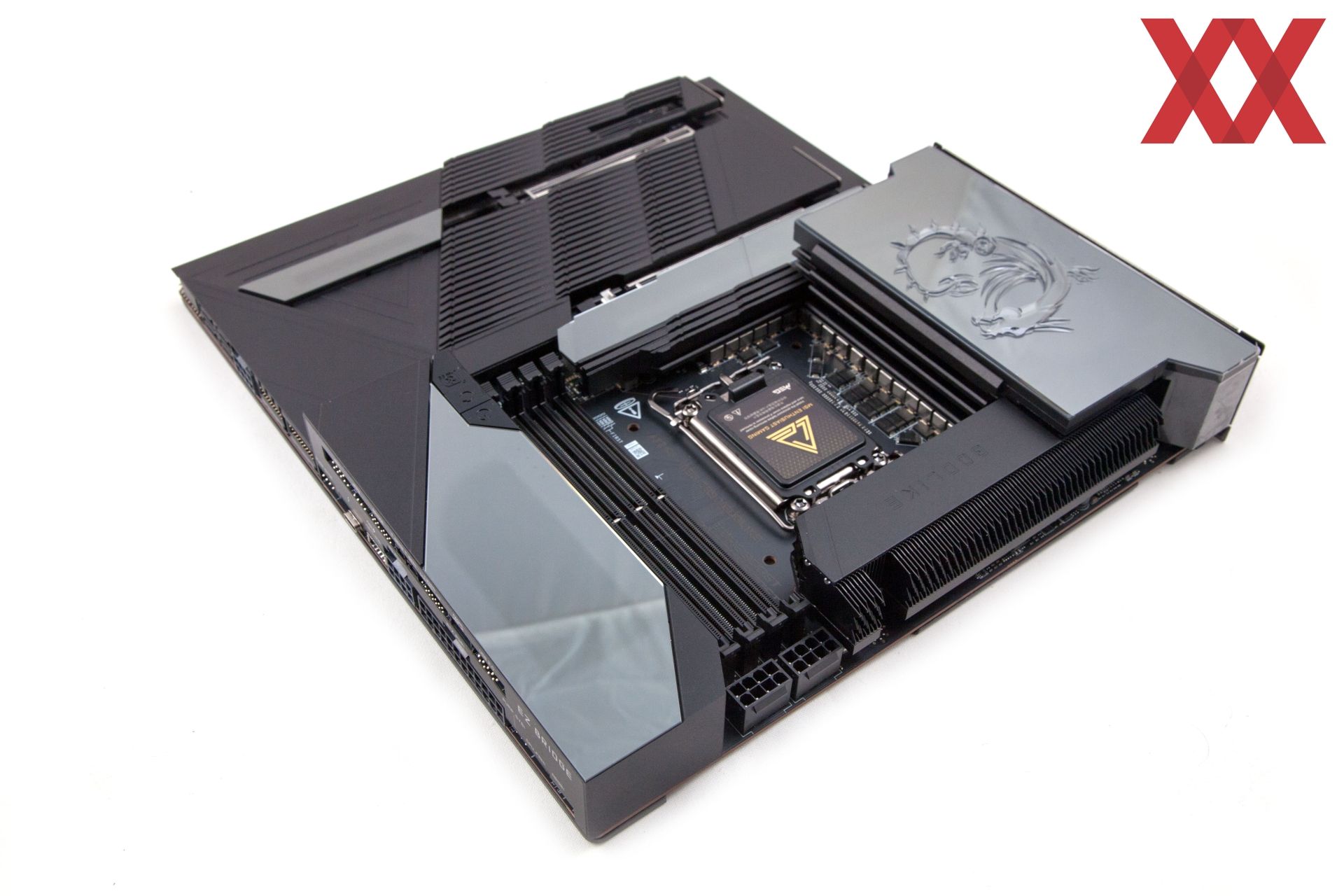 msi_meg_z890_godlike_review_009_1920px.jpg