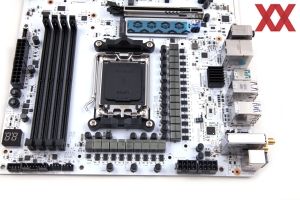 NZXT N9 X870E