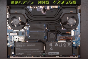 XMG NEO 16 (E25) auf der CES 2025