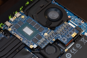 XMG NEO 16 (E25) auf der CES 2025