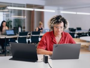 Lenovo ThinkPad X9 14 Aura Edition