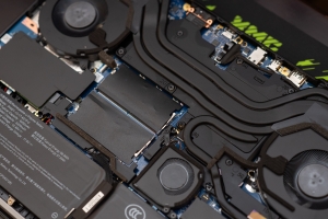 XMG NEO 16 (E25) auf der CES 2025