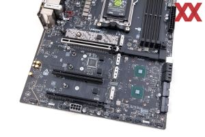 MSI MAG X870E TOMAHAWK WIFI