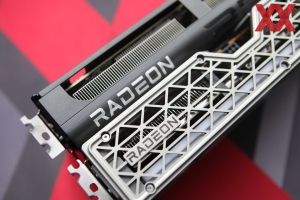 Radeon RX 9060 XT von ASUS und Sapphire