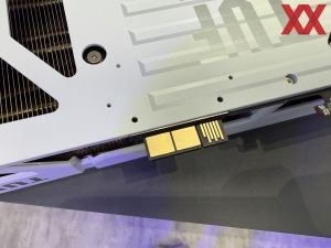 ASUS TUF Gaming Radeon RX 9070 XT BTF White OC Edition