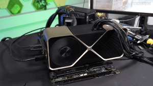 NVIDIA GeForce RTX Titan Ada (Quelle: der8auer)
