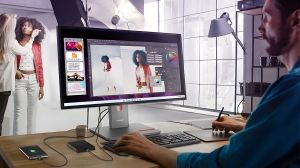 Lenovo ThinkVision P32UD-40 mit Thunderbolt 4