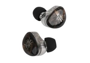 Kiwi Ears x Crinacle: Singolo