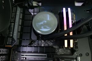 MSI MPG CoreLiquid P13 360