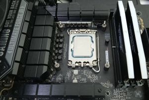 MSI MPG CoreLiquid P13 360
