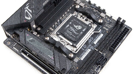 ASUS ROG Strix B650E-I Gaming WiFi