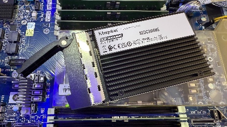 Kingston DC3000ME