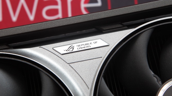 Die ASUS ROG Astral GeForce RTX 5090 OC im Test
