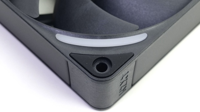 Performancelüfter aus Flüssigkristallpolymer