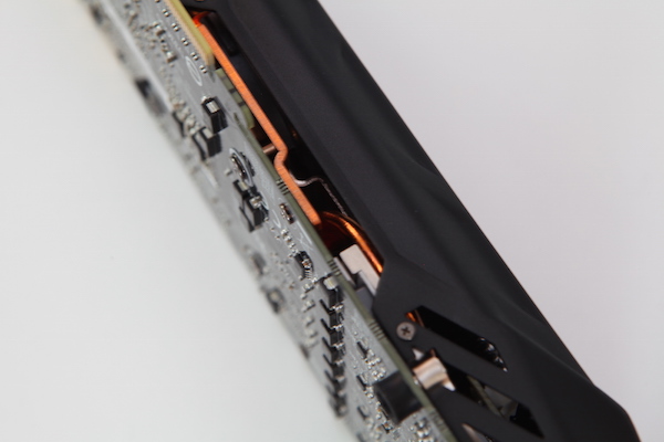 Gigabyte GeForce GTX 980  WaterForce 3-Way-SLI Kit