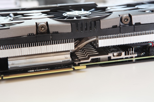 Inno3D iChill GeForce GTX 980 X4 Air Boss Ultra