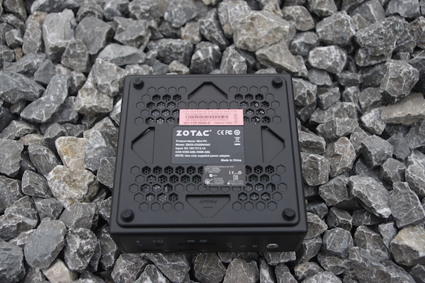 zotac zbox ci320 nano test-15