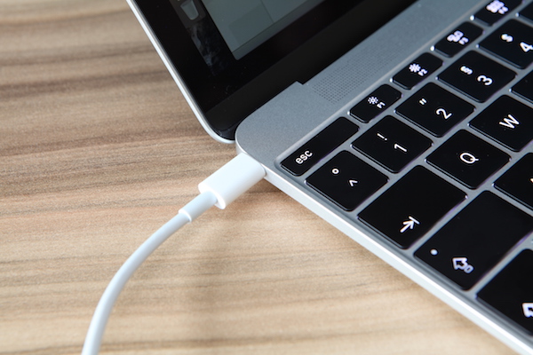 MacBook mit Typ-C-Stecker