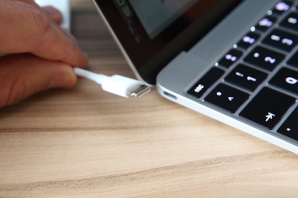 MacBook mit Typ-C-Stecker