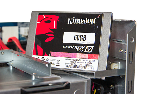 thecus w4000 ssd 600