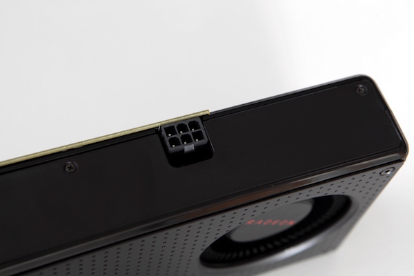 AMD Radeon RX 480 mit einem zusätzlichen 6-Pin-Anschluss