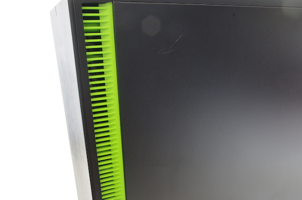 xmg sector rog 02